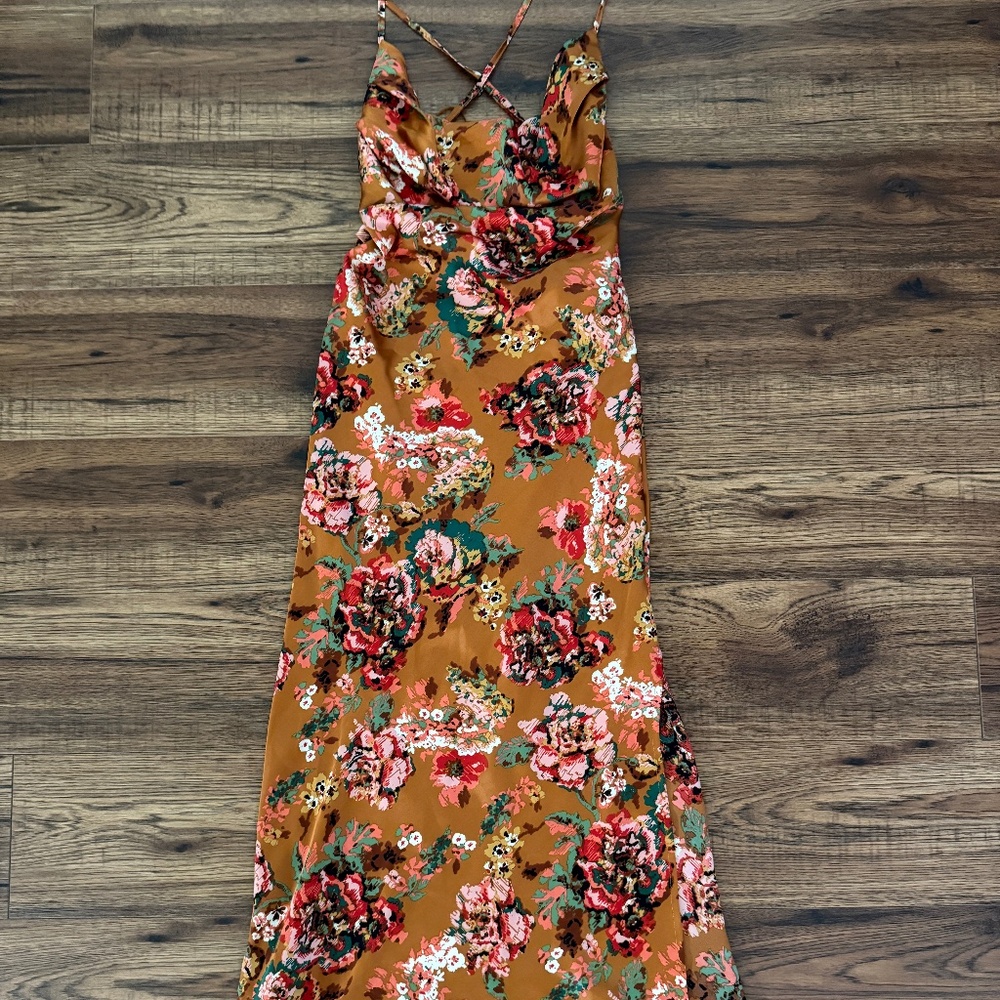 NEW Floral Satin Midi Dress